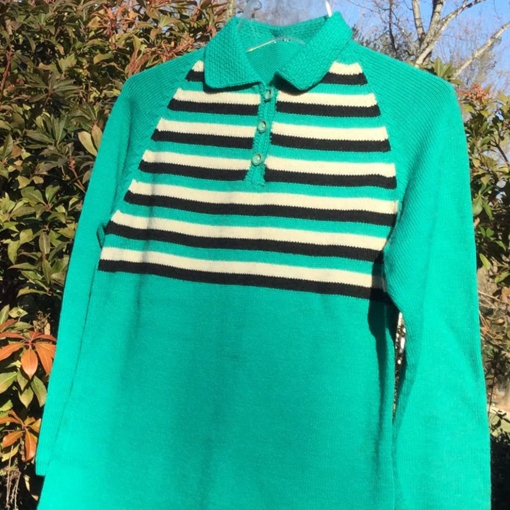 Bg Buddha Top Cross Strip Green Sweater Dress